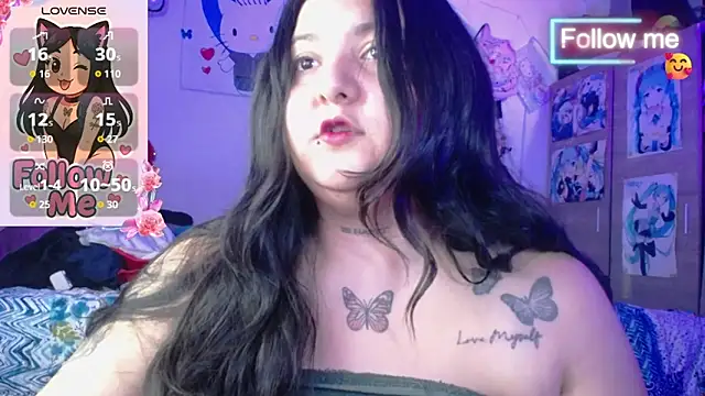 SoffiiCurvy online show from October 5, 1:59 am