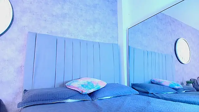 karla-ruiz online show from October 26, 8:15 pm