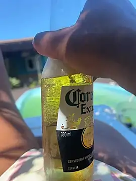 Snapshot of ju_muniz01 chatting on March 28, 5:23 pm ju muniz01 online show from March 28, 5:23 pm