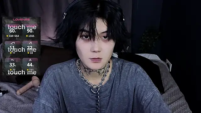 Snapshot of GothXRaven chatting on October 8, 4:15 pm GothXRaven online show from October 8, 4:15 pm