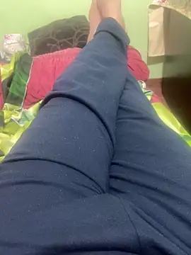 Snapshot of Binuthomas chatting on January 6, 8:56 pm Binuthomas online show from January 6, 8:56 pm