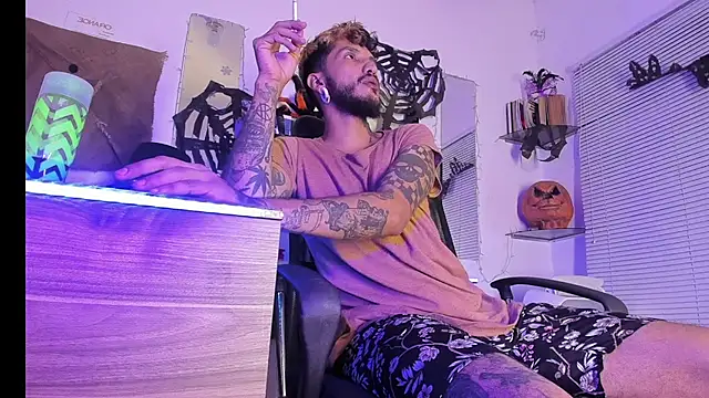 Snapshot of dex_55 chatting on October 31, 12:55 am dex 55 online show from October 31, 12:55 am