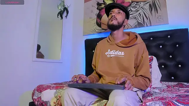 Snapshot of dex_55 chatting on November 3, 12:46 am dex 55 online show from November 3, 12:46 am