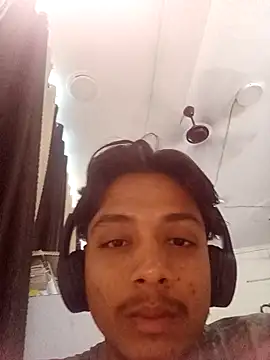 Snapshot of deny2442 chatting on October 29, 3:20 am deny2442 online show from October 29, 3:20 am