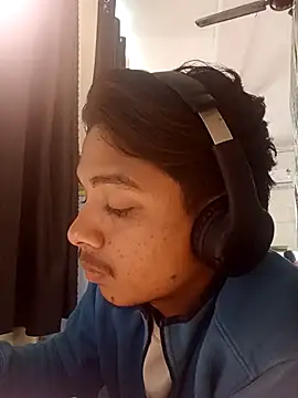 Snapshot of deny2442 chatting on November 12, 5:30 am deny2442 online show from November 12, 5:30 am