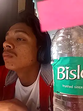 Snapshot of deny2442 chatting on November 18, 2:17 am deny2442 online show from November 18, 2:17 am