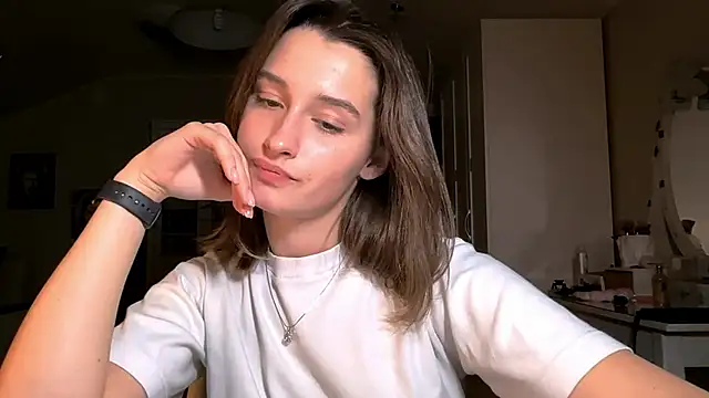 Snapshot of DarlineBrustera chatting on November 25, 2:50 pm DarlineBrustera online show from November 25, 2:50 pm