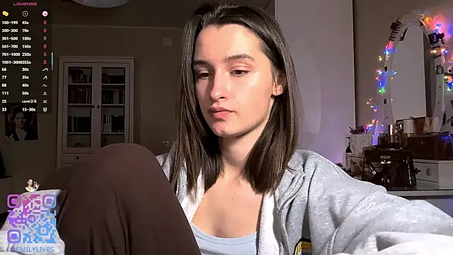 Snapshot of DarlineBrustera chatting on January 6, 2:54 pm DarlineBrustera online show from January 6, 2:54 pm