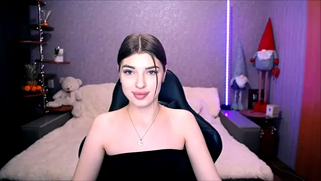 Dianaa Lee0 online show from December 17, 9:54 pm