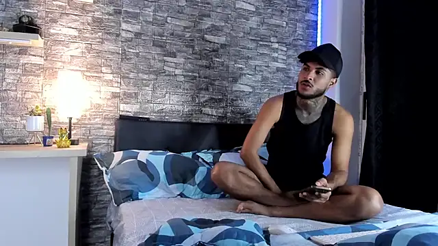 Theimperialboys  online show from December 15, 10:47 pm