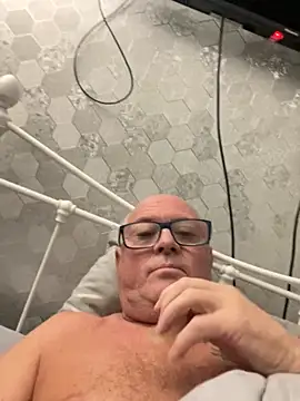 naughtygrandad1 online show from October 22, 5:41 am