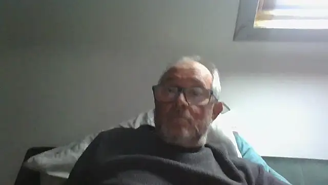 Snapshot of naughtygrandad1 chatting on May 2, 5:07 pm naughtygrandad1 online show from May 2, 5:07 pm