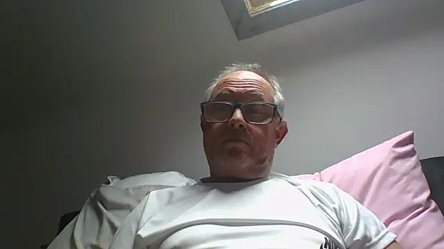 Snapshot of naughtygrandad1 chatting on May 7, 5:51 pm naughtygrandad1 online show from May 7, 5:51 pm