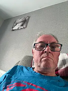 Snapshot of naughtygrandad1 chatting on May 24, 7:02 am naughtygrandad1 online show from May 24, 7:02 am