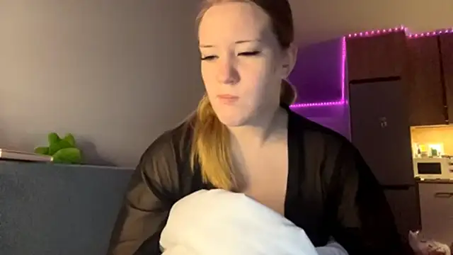 PandaFluff online show from January 15, 5:38 pm