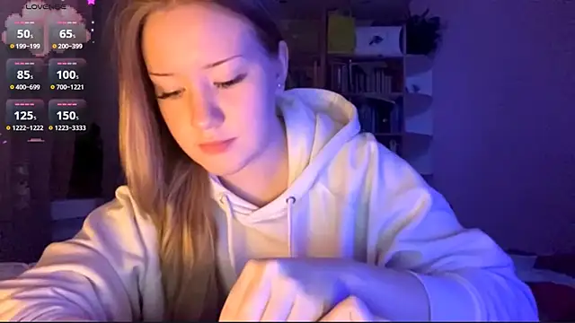 PandaFluff online show from February 15, 6:59 pm