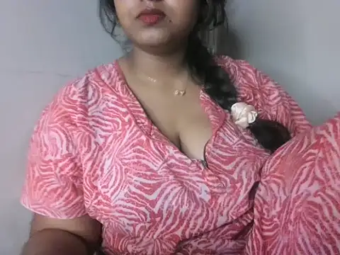 its me Rashmi online show from October 19, 8:26 am