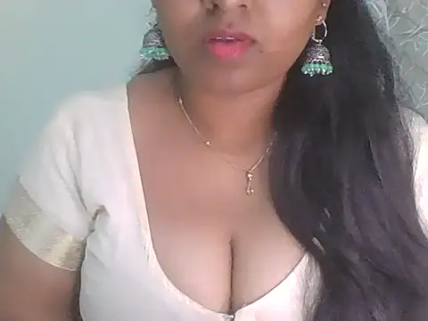 its me Rashmi online show from April 12, 12:43 pm