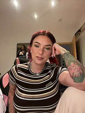 OliviaaFischer online show from June 17, 6:31 pm