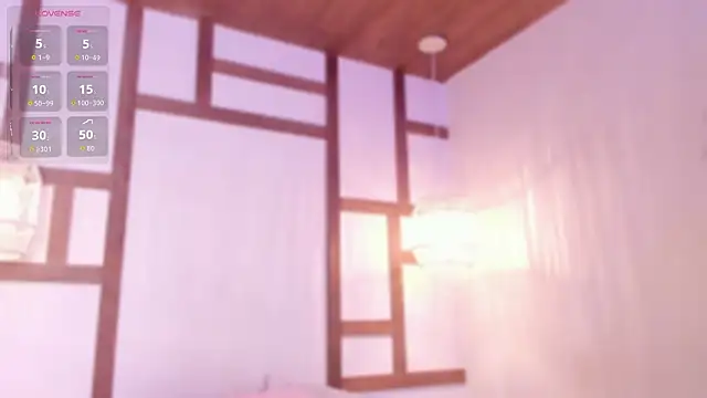 Snapshot of RenataLeclair chatting on February 13, 3:52 pm RenataLeclair online show from February 13, 3:52 pm