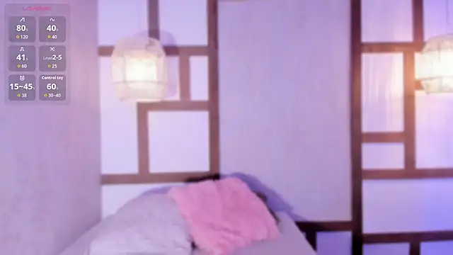 Snapshot of RenataLeclair chatting on February 17, 4:02 pm RenataLeclair online show from February 17, 4:02 pm