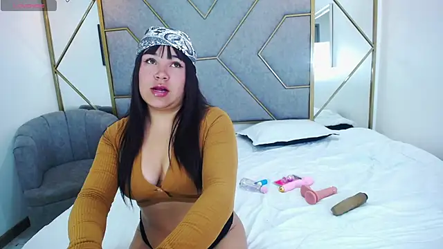 Snapshot of KarinaPrath chatting on September 23, 10:02 pm KarinaPrath online show from September 23, 10:02 pm