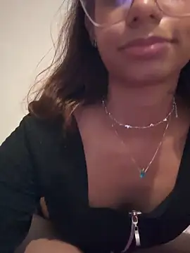 FadaPerigosa online show from March 31, 1:29 am