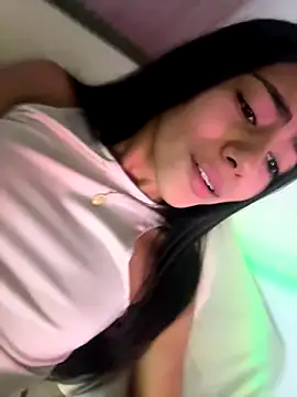 LilybethGray online show from December 22, 4:04 pm