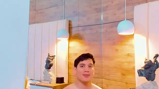 RaymondMorris online show from October 2, 4:19 am