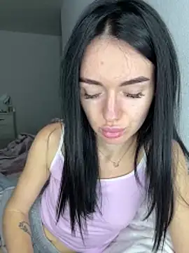 Snapshot of karrr__aaa chatting on October 23, 7:45 pm karrr aaa online show from October 23, 7:45 pm