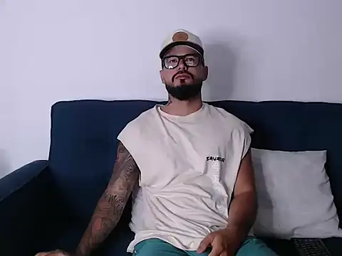 Eric Evans1 online show from November 21, 10:47 am