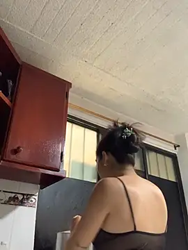 miaftmax online show from November 16, 5:18 pm