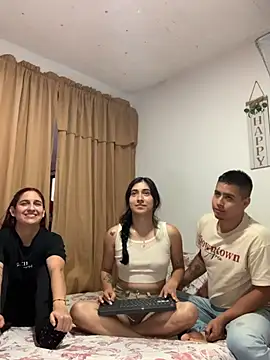 miaftmax online show from January 9, 6:10 pm