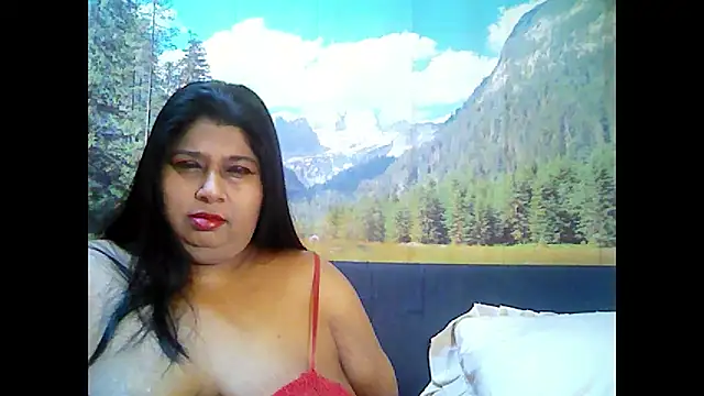 indianhoney694u online show from September 20, 5:19 am