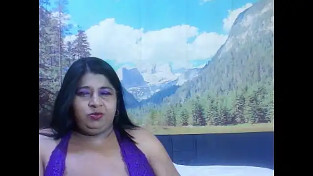 indianhoney694u online show from February 10, 5:28 pm