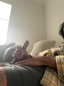 Snapshot of SergioGarcia93 chatting on April 3, 8:56 am SergioGarcia93 online show from April 3, 8:56 am