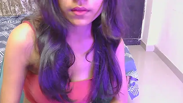 Snapshot of hoty-priya chatting on June 5, 4:30 am hoty-priya online show from June 5, 4:30 am