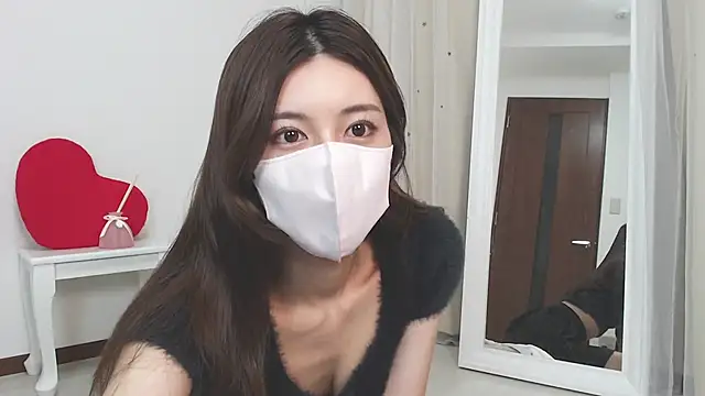 MOMO momo xoxo online show from October 6, 1:08 pm