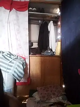 Snapshot of urgirl_maria chatting on March 16, 4:07 am urgirl maria online show from March 16, 4:07 am