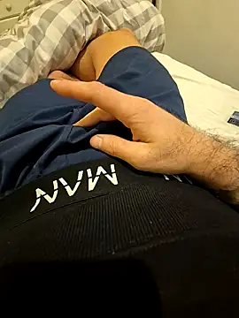 biversboy online show from October 30, 7:47 pm