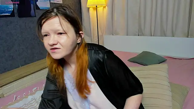 Nora lovvvv online show from November 29, 10:18 am