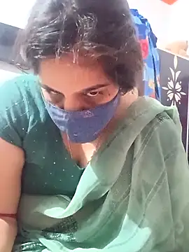 Snapshot of badqueen96 chatting on April 15, 5:09 pm badqueen96 online show from April 15, 5:09 pm