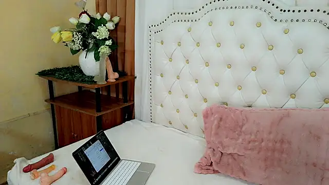Snapshot of anastasia_cums chatting on May 6, 6:46 pm anastasia cums online show from May 6, 6:46 pm