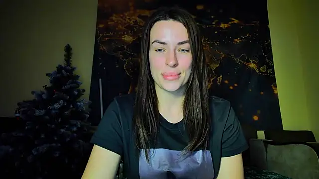 Snapshot of MandiBrooks chatting on January 13, 8:47 pm MandiBrooks online show from January 13, 8:47 pm