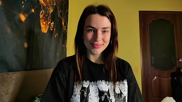 Snapshot of MandiBrooks chatting on February 2, 8:51 pm MandiBrooks online show from February 2, 8:51 pm