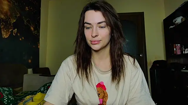 Snapshot of MandiBrooks chatting on February 5, 9:03 am MandiBrooks online show from February 5, 9:03 am