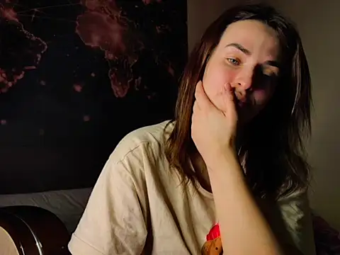 Snapshot of MandiBrooks chatting on February 24, 9:24 pm MandiBrooks online show from February 24, 9:24 pm