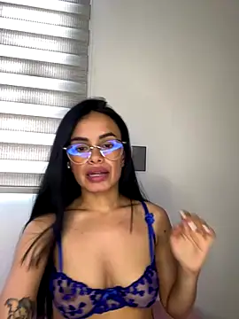 Melissa coch online show from December 22, 6:38 pm