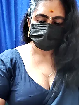 Snapshot of Sweetie_swetha37 chatting on February 2, 2:21 am Sweetie swetha37 online show from February 2, 2:21 am