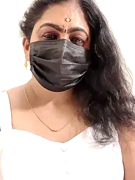 Snapshot of Sweetie_swetha37 chatting on March 1, 11:29 pm Sweetie swetha37 online show from March 1, 11:29 pm